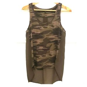 Studded camouflage tank